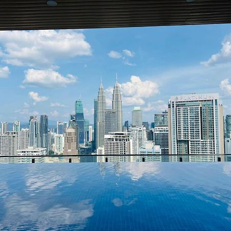 The Luxe Suites Klcc By Cozy Stay Kuala Lumpur Exterior photo